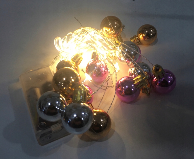 Łańcuch świetlny LED BOMBKI GWIAZDY NITKI 20l (3)